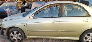 Puerta delantera izquierda KIA CERATO