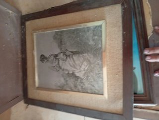 Cuadro al óleo con marco de madera
