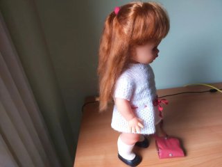 Muñeca antigua pelirroja
