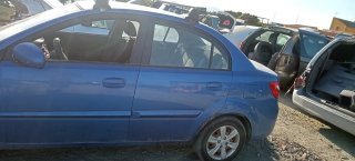 Puerta trasera izquierda KIA RIO