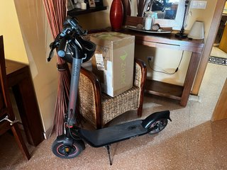 Patinete Eléctrico Cecotec Bongo