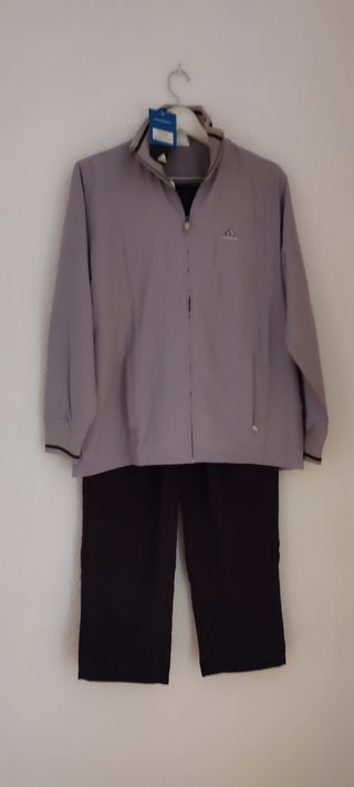 Chandal Adidas nuevo, gris/gris oscuro, T ESP 38