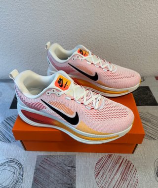 Zapatillas Nike Vomero 18 T.43