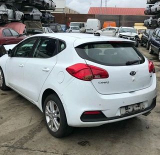 Kia 382267 0281031493 centralita ceed 1.6 crdi cat