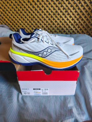 Zapatillas Saucony Hurricane 25 Talla 47