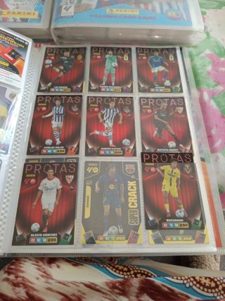 Álbum Panini Adrenalyn XL 2025-26 Completo