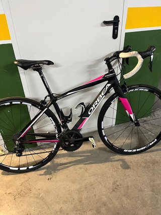 Bicicleta de Carretera Orbea Avant Carbono.