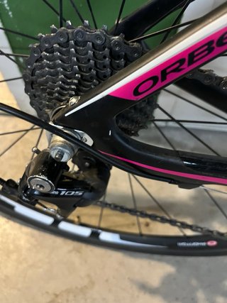 Bicicleta de Carretera Orbea Avant Carbono.