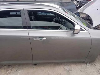 Puerta delantera derecha LANCIA THEMA