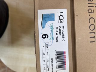 Botas UGG Classic Cardy Azules Talla 37