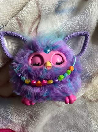 Furby interactivo morado y azul