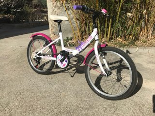 Bicicleta Infantil Blanca y Rosa
