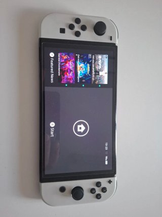Nintendo Switch OLED con Accesorios