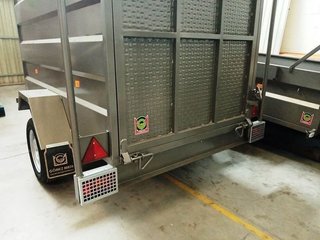 NUEVO: Kit protectores de pilotos de remolques