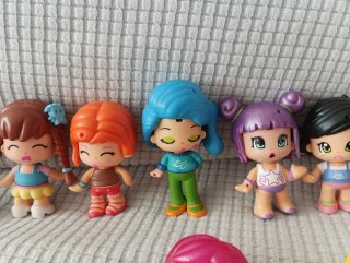 Lote 16 Muñecas PinyPon y 4 Mascotas + regalo