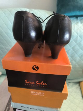 Zapatos de piel de tafilete salón negros