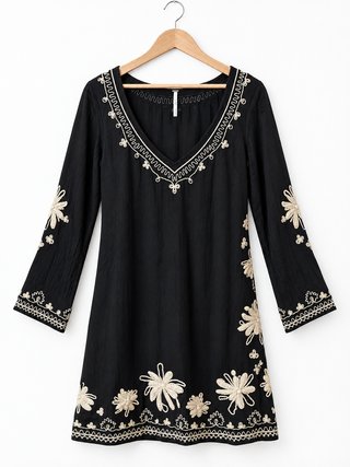 Vestido negro Boho bordado dorado T.S