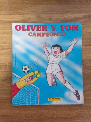 Álbum de cromos Oliver y Tom Campeones