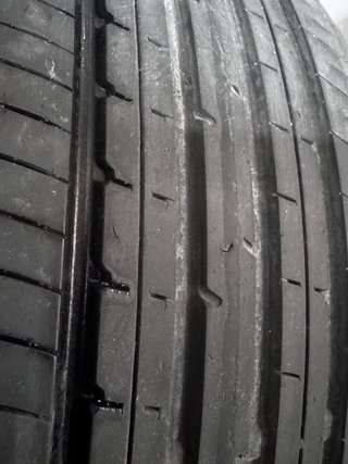 Neumáticos Falken 225/40/R18