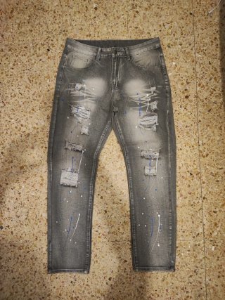Pantalón Gris Talla M con Efecto Desgastado