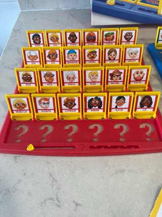 Juego de mesa ¿Quién es quién? de Hasbro