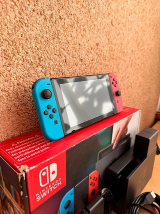 Nintendo Switch + Accesorios