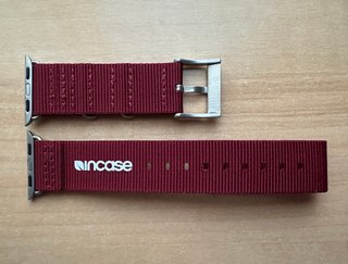 Apple Watch X Incase 38mm. Deep Red Nylon Band