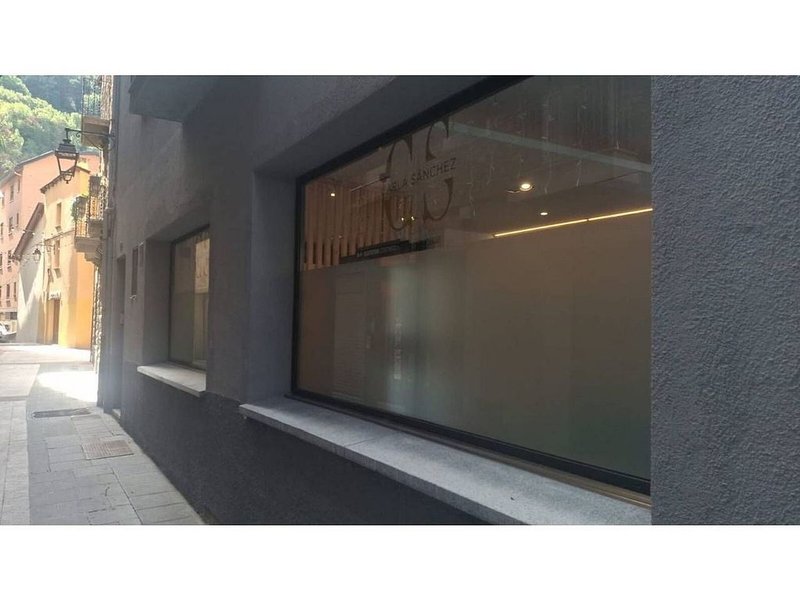 Commercial premises for rent in Escaldes-Engordany · 2 of 7