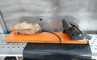 Caja Batería y Depósito Aceite Derbi GPR 125cc 2T