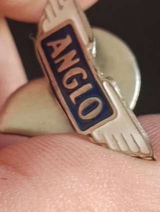Insignia de ojal ANGLO AAESSA radio  vintage