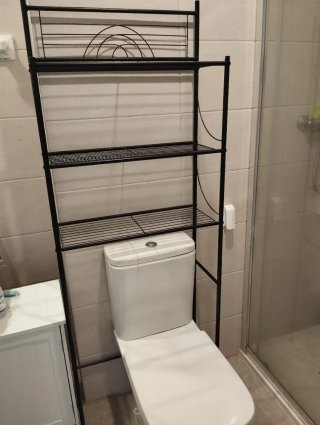 Estantería de baño metálica negra