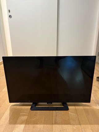 TV Philips 32” Full HD LED + mando original