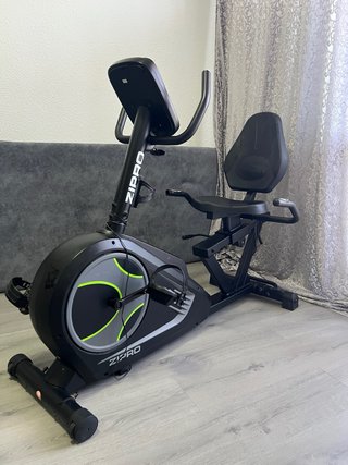 Bicicleta estática reclinada ZIPRO con respaldo