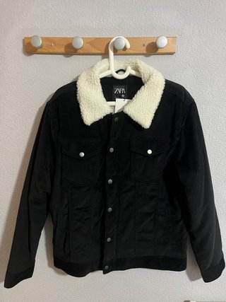 Chaqueta Pana Zara Negra con Borrego