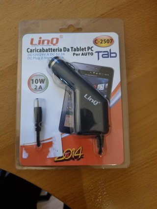 Caricabatteria da auto LinQ C-2507