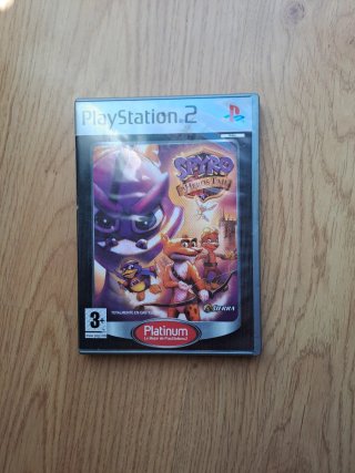 Spyro: A Hero's Tail (PlayStation 2)