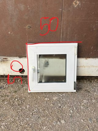 Ventana Pequeña Blanca 50x 50cm