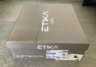 Botines Niña Negros Talla 36
