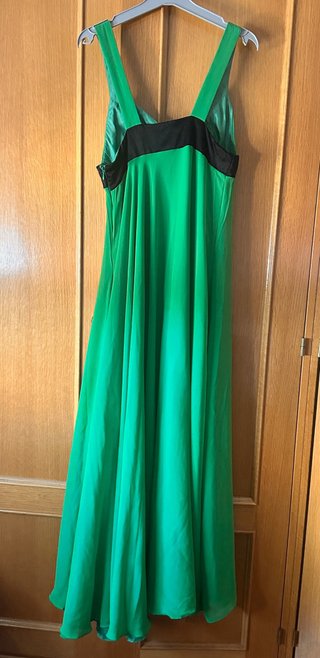 Vestido de Fiesta Con Flores