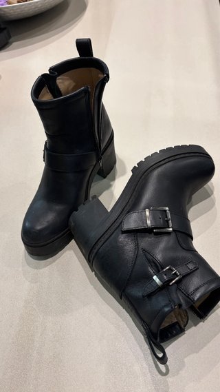 Botines color negro Unisa Piel Talla 36