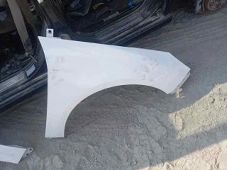 Aleta delantera derecha FORD FOCUS LIM.