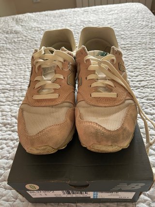 Zapatillas New Balance Rosa y Beige