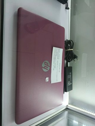 Portátil HP Rosa 8GB RAM 477GB Almacenamiento