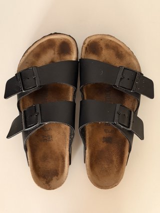 Birkenstock Arizona negras 37 dos hebillas corcho