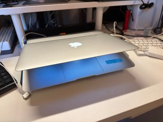 MacBook Air A1370, con Zorin 18 Linux