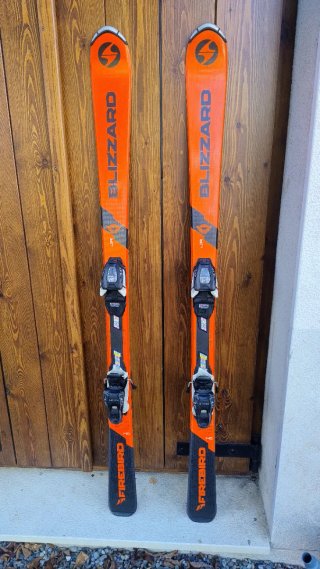 Esquís Blizzard Firebird 140cm