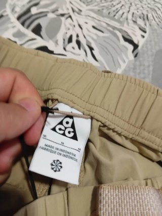 Pantalones Nike ACG Beige