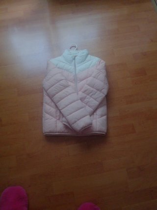 Cazadora acolchada blanca y rosa talla 10 años