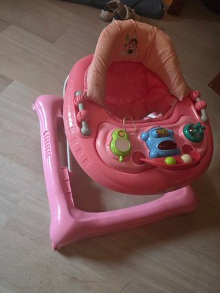 Andador para bebé rosa