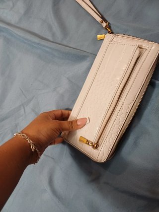 Monedero Guess Blanco Cocodrilo